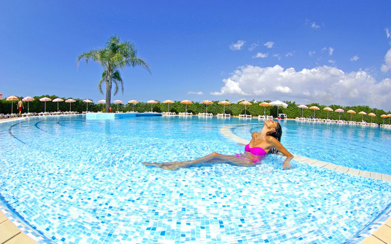 FUTURA STYLE MADAMA 4*